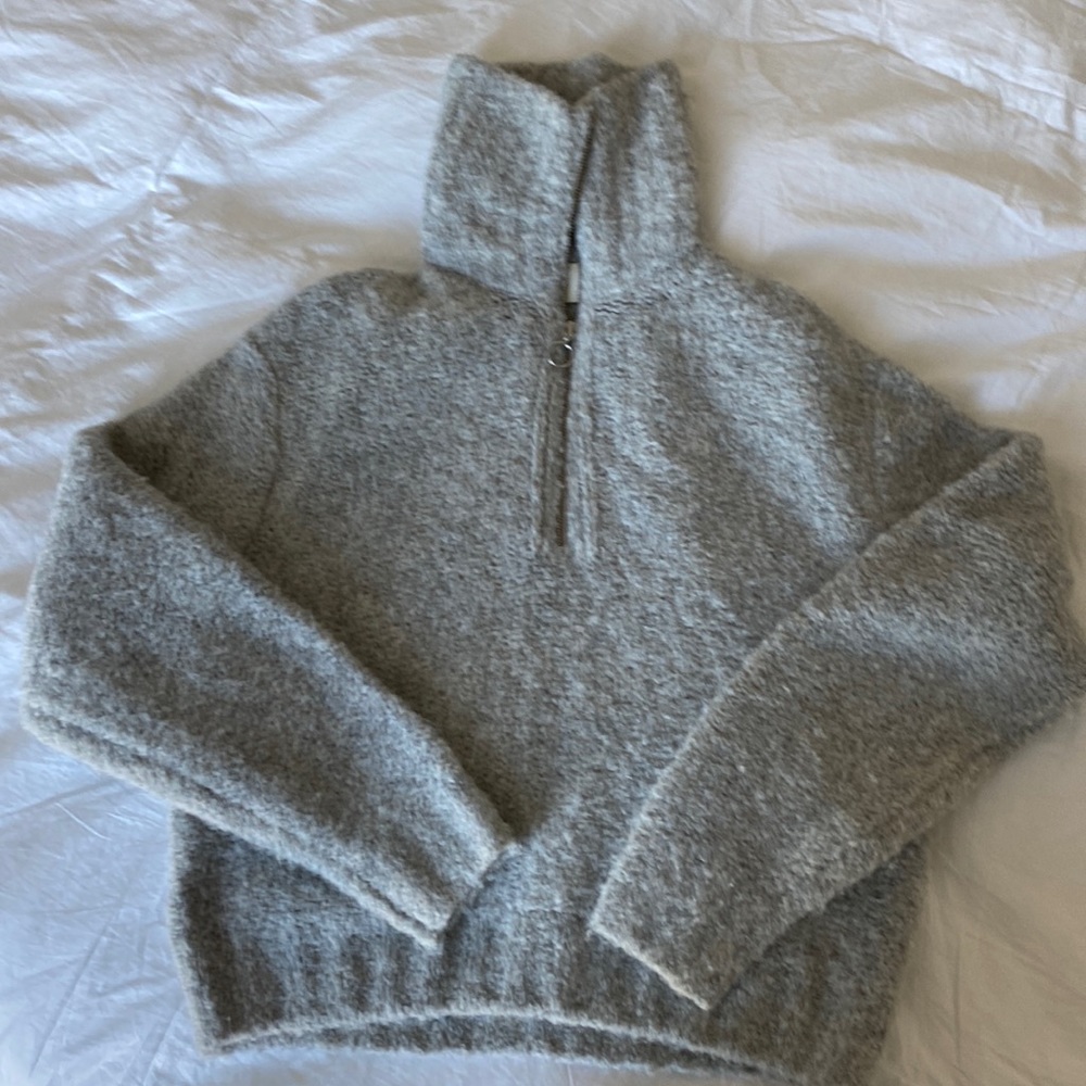 Aritzia Wilfred Free Gwyneth Sweater Small